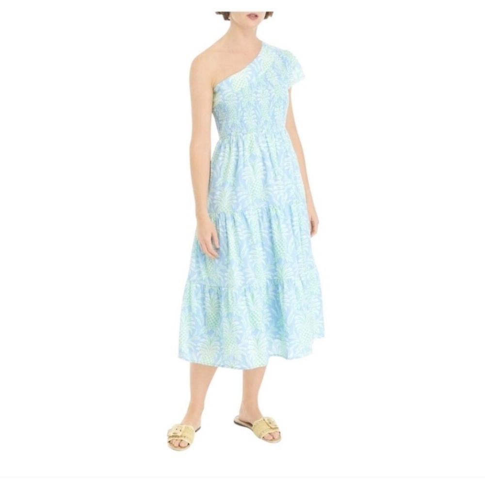 Crown & Ivy One-Shoulder Blue and White Dress